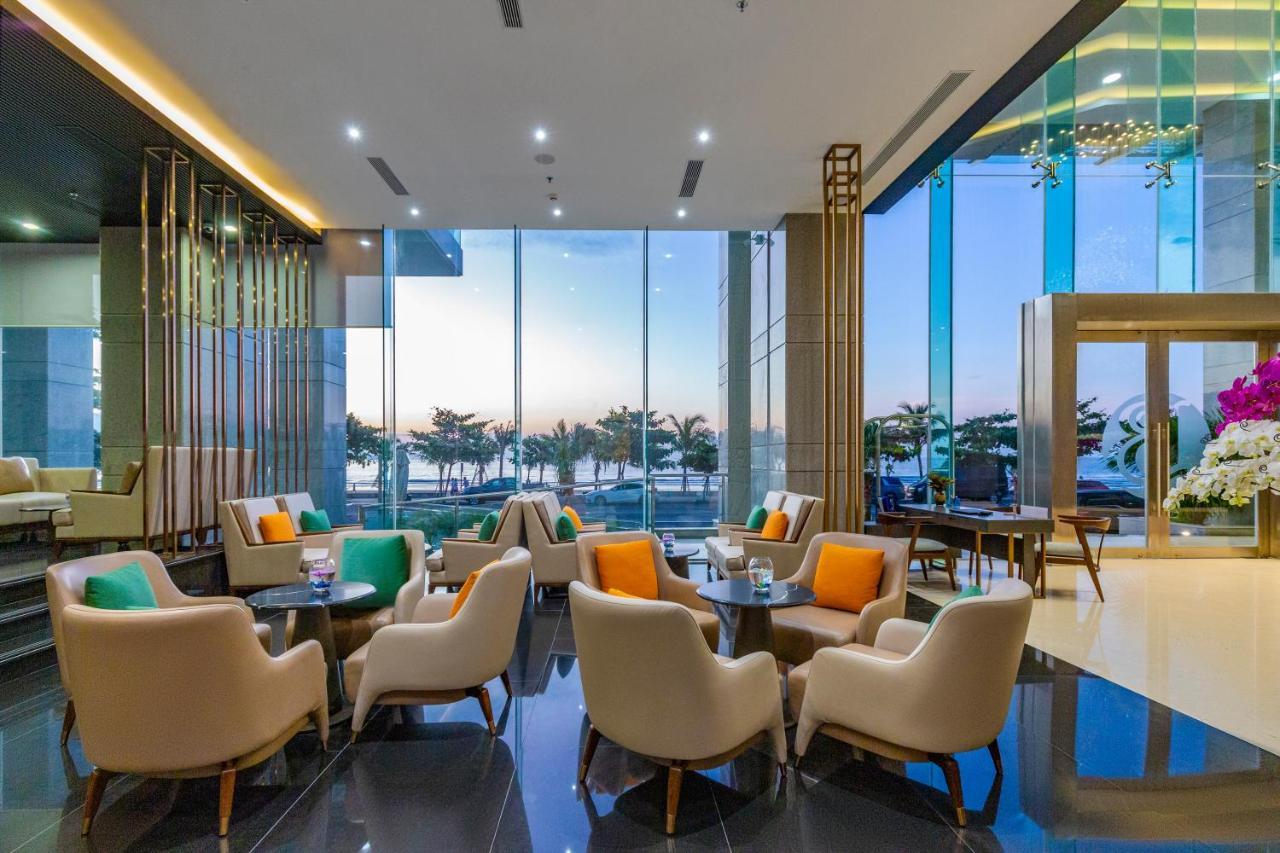 Le Sands Oceanfront Danang Hotel Buitenkant foto