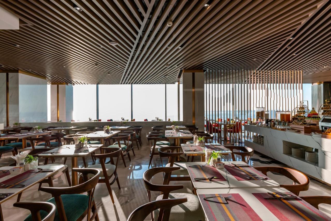 Le Sands Oceanfront Danang Hotel Buitenkant foto