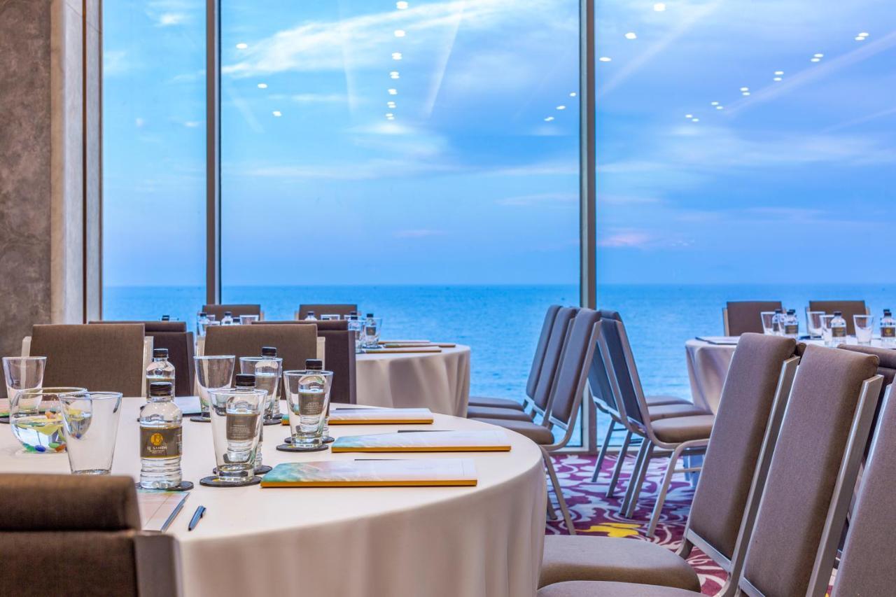 Le Sands Oceanfront Danang Hotel Buitenkant foto