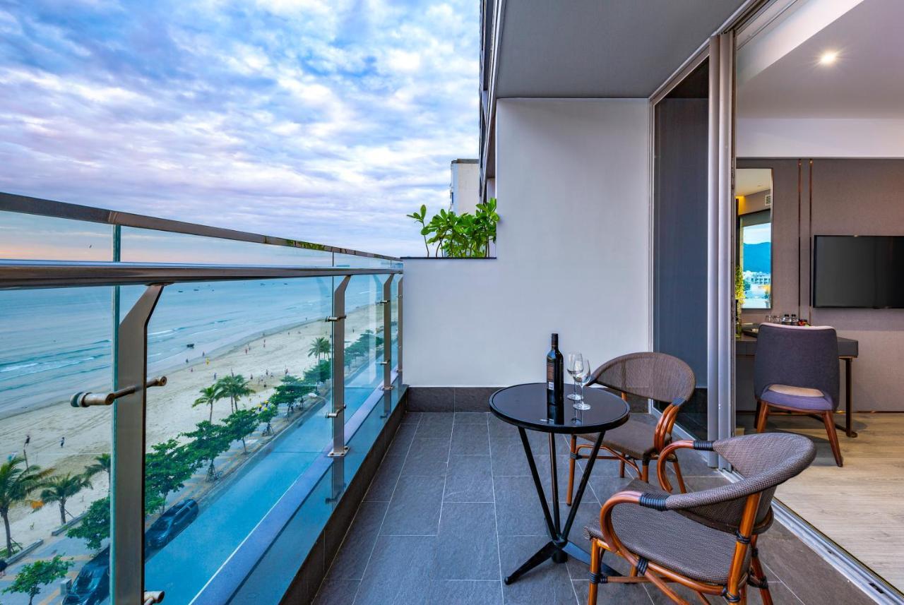 Le Sands Oceanfront Danang Hotel Buitenkant foto