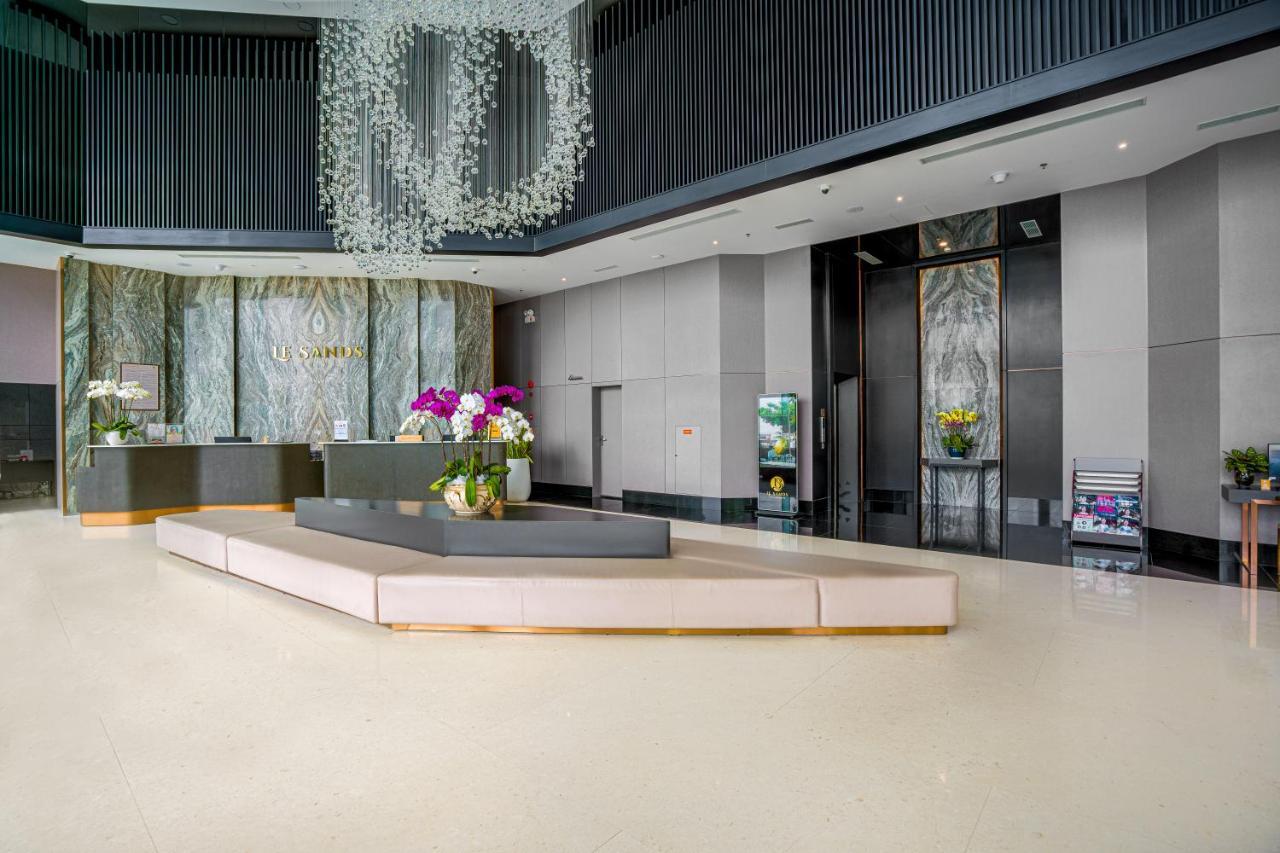 Le Sands Oceanfront Danang Hotel Buitenkant foto